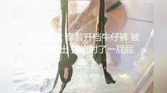 【新片速遞 】海南 Ts夏沫❤️：喜欢被操的直男，跪舔在妈妈的淫棒之下，爆射豆浆！