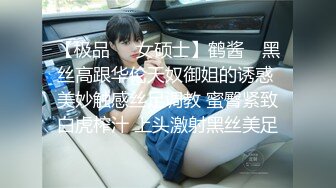 老哥探花约了个颜值不错苗条妹子TP啪啪，洗完澡深喉口交大力猛操非常诱人