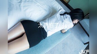 【极品女神完美露脸】推特女神『奶瓶』最新超唯美私拍颜值极高 丰臀美乳 三点尽露 狂野纹身 高清720P原版无水印