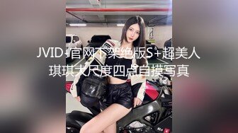 18岁学妹深喉口吐 (1)