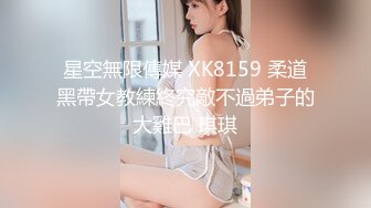 19岁的小伙子，和女主在小区门口认识的，这小伙子是个保安，女主每天进进出出就勾搭上了，博士和保安这事怎么说呢，活得开心就好了兄弟~